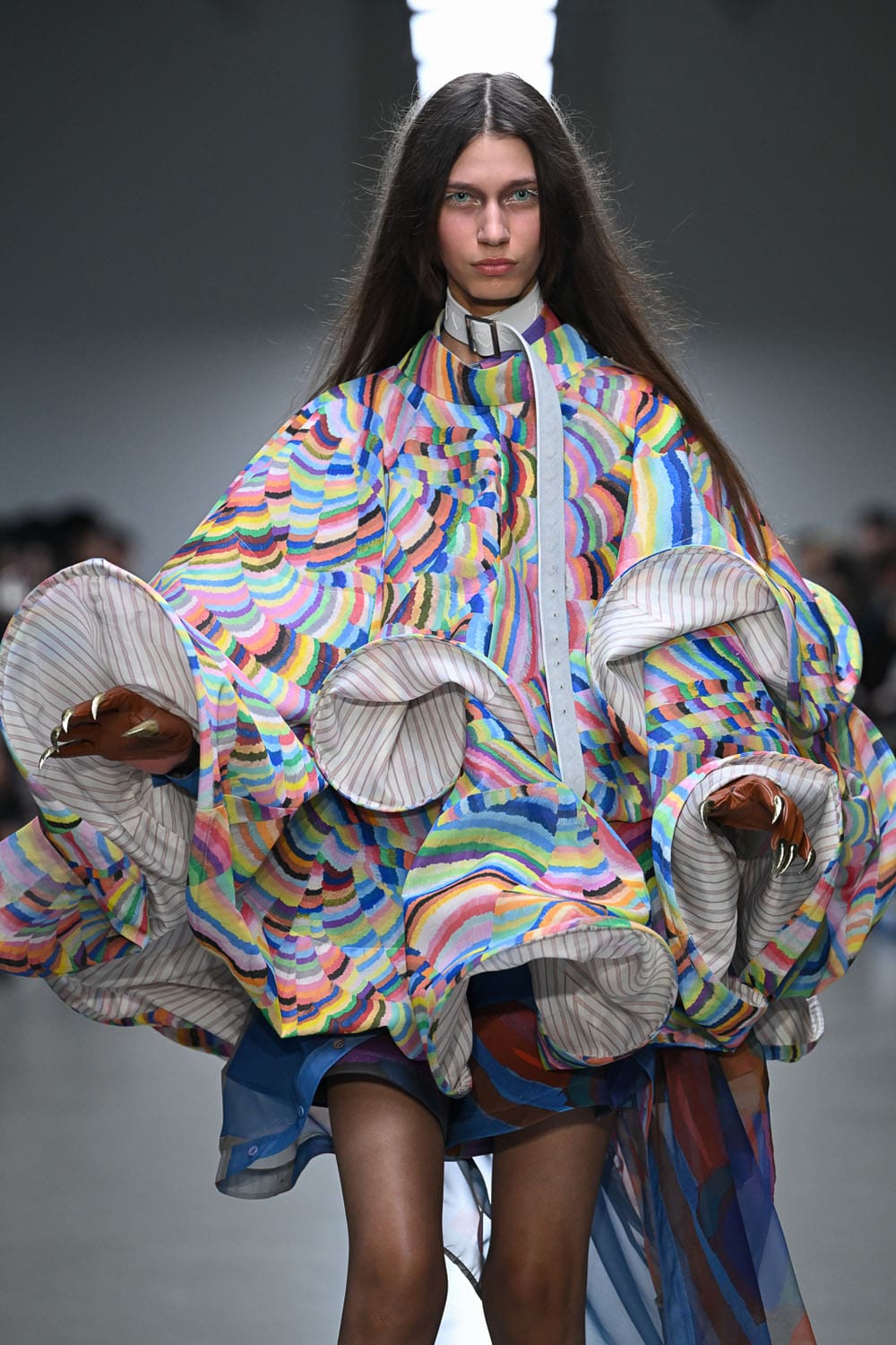 Anrealage Spring Summer 2026 Close Up Runway Magazine (34)