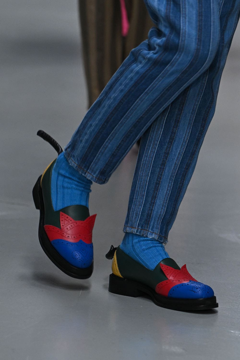 Anrealage Spring Summer 2026 Close Up Runway Magazine (38)