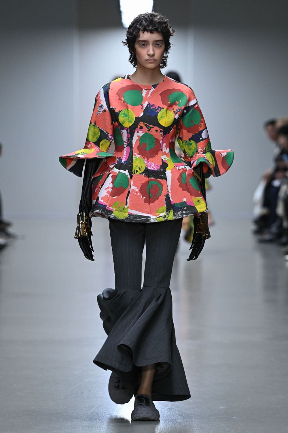 Anrealage Spring Summer 2026 Runway Magazine (13)