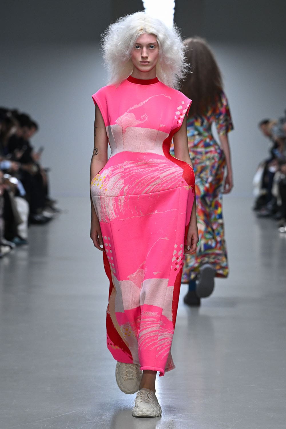 Anrealage Spring Summer 2026 Runway Magazine (15)