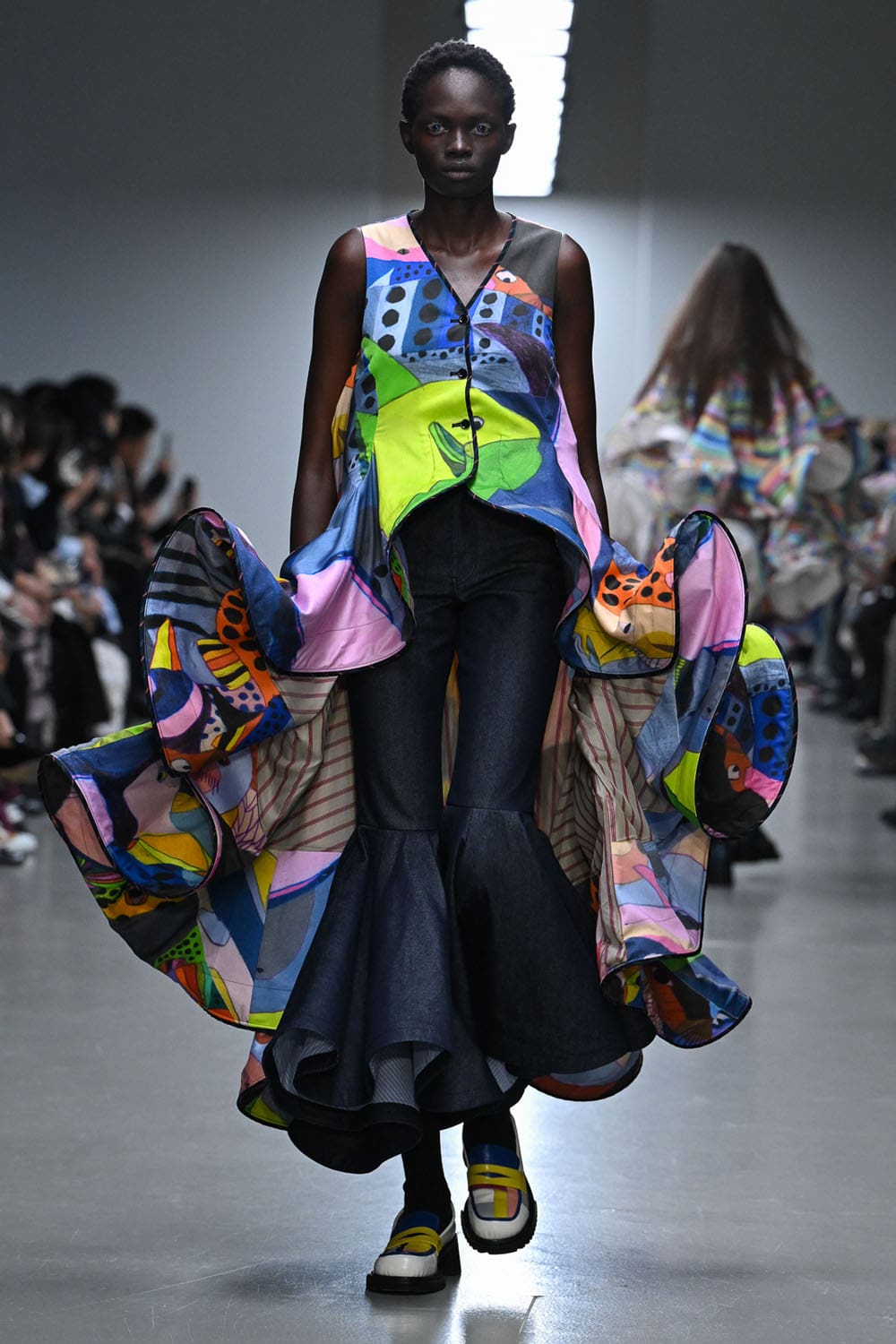 Anrealage Spring Summer 2026 Runway Magazine (29)