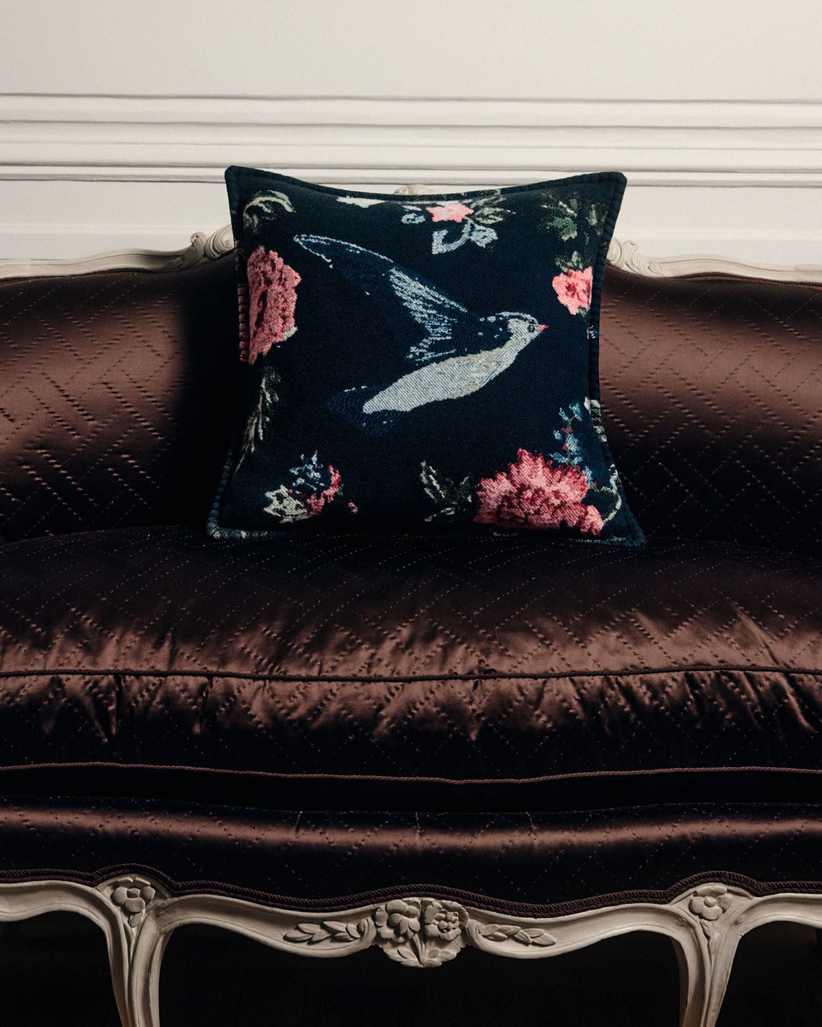30 Dior Maison Ranelagh Lifestyle Coussin bleu oiseau 011