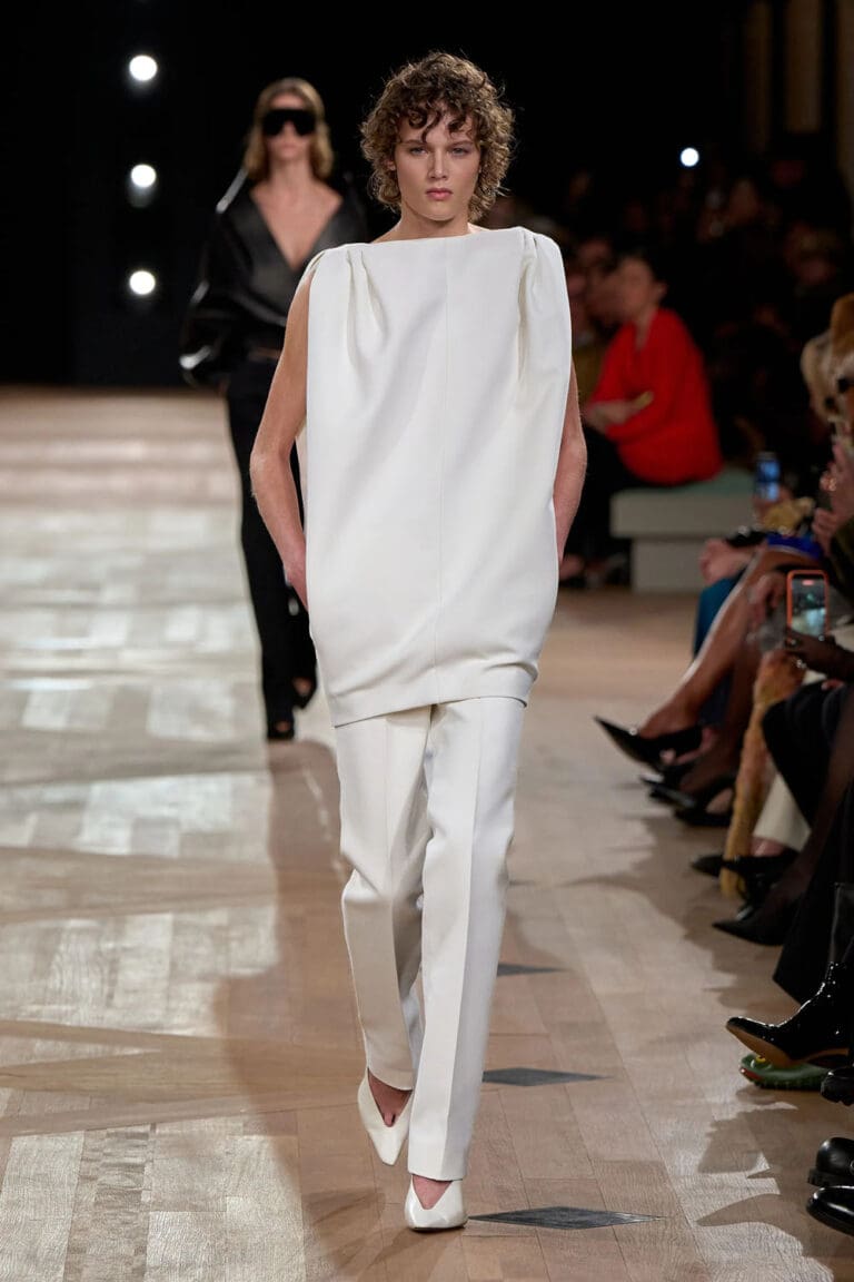 Balenciaga by Pierpaolo Piccioli Spring Summer 2026 - RUNWAY MAGAZINE ...