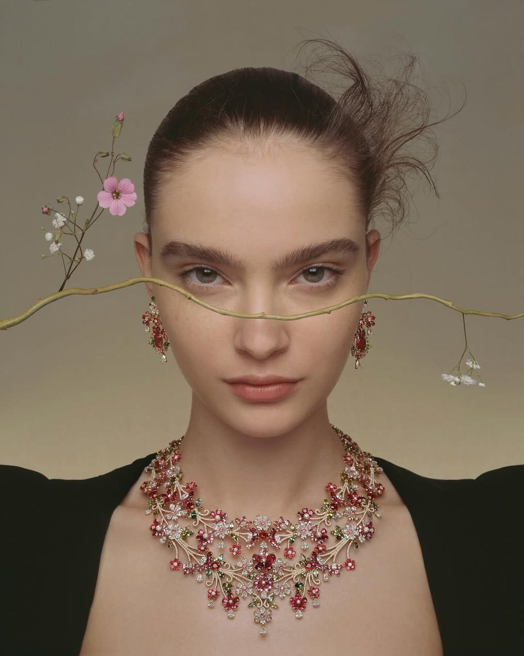 Diorexquis Haute Joaillerie by Victoire de Castellane Runway Magazine (9)