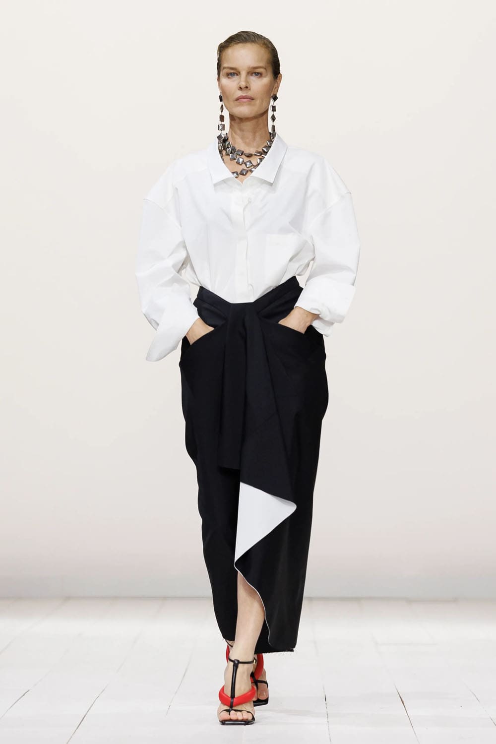 Givenchy Spring Summer 2026 Runway Magazine (6)