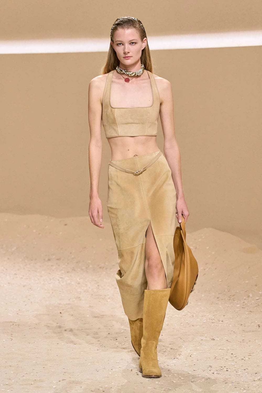 Hermes Spring Summer 2026 Runway Magazine (17)