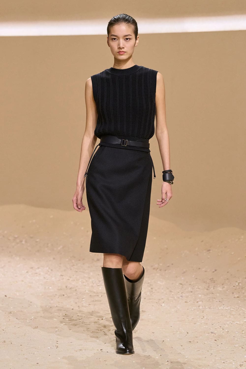 Hermes Spring Summer 2026 Runway Magazine (37)