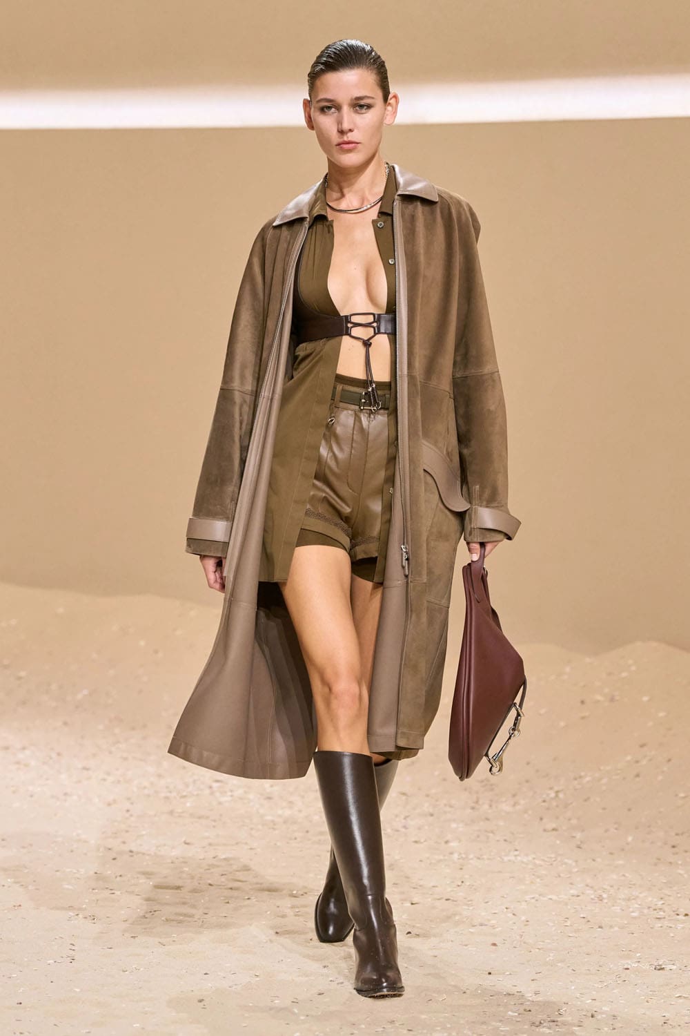 Hermes Spring Summer 2026 Runway Magazine (9)