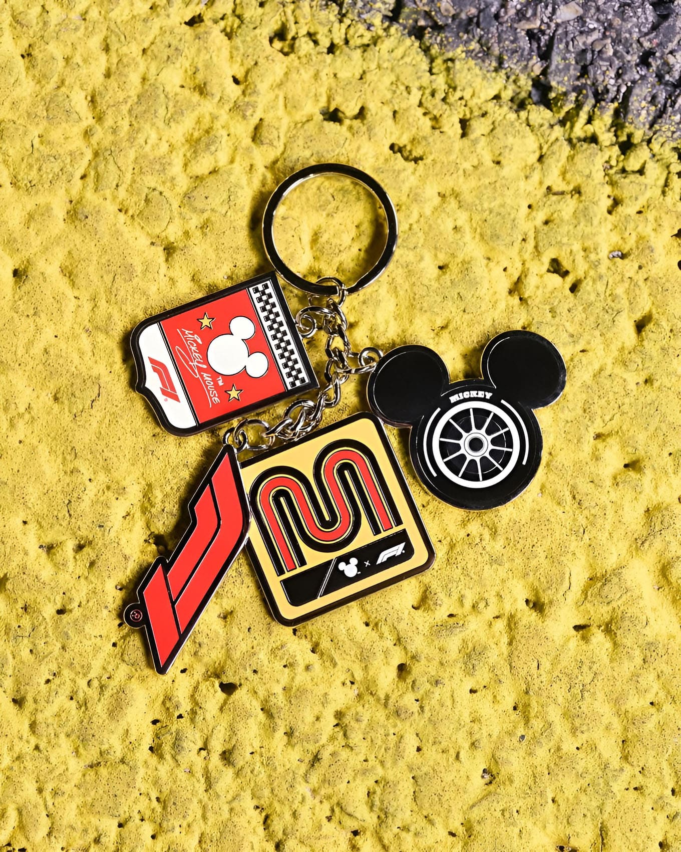 04 Disney e Fórmula 1 – “Alimente a Magia” por Runway revista