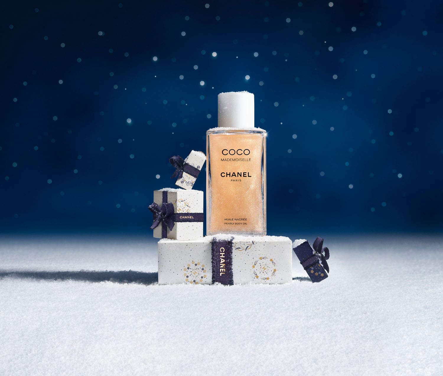 CHANEL Holidays 2025 Runway Magazine (9)