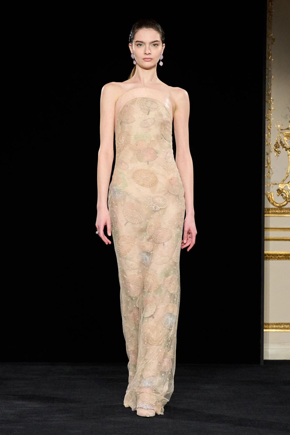 Armani Prive Spring Summer 2026 Haute Couture Runway Magazine (30)