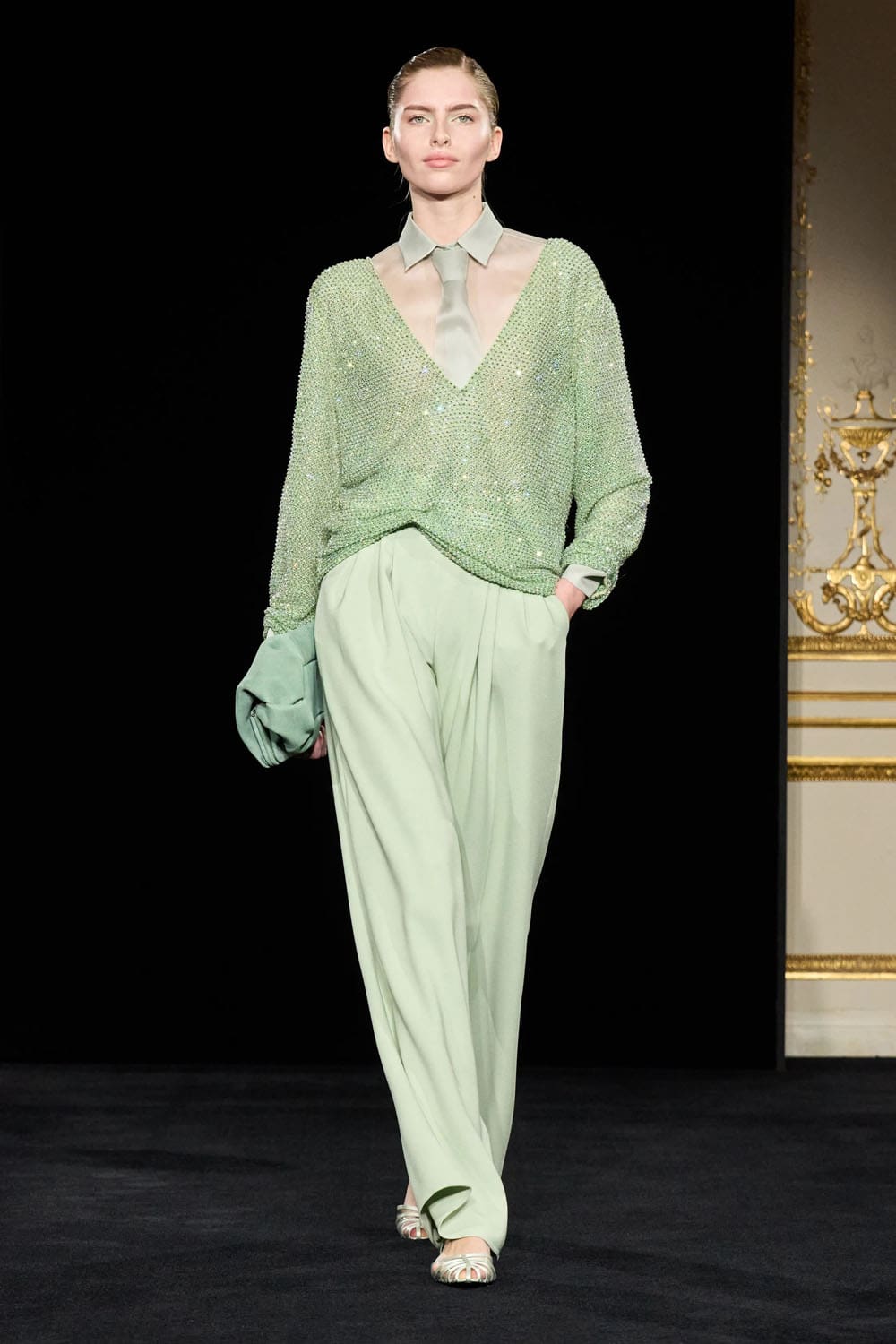 Armani Prive Spring Summer 2026 Haute Couture Runway Magazine (39)