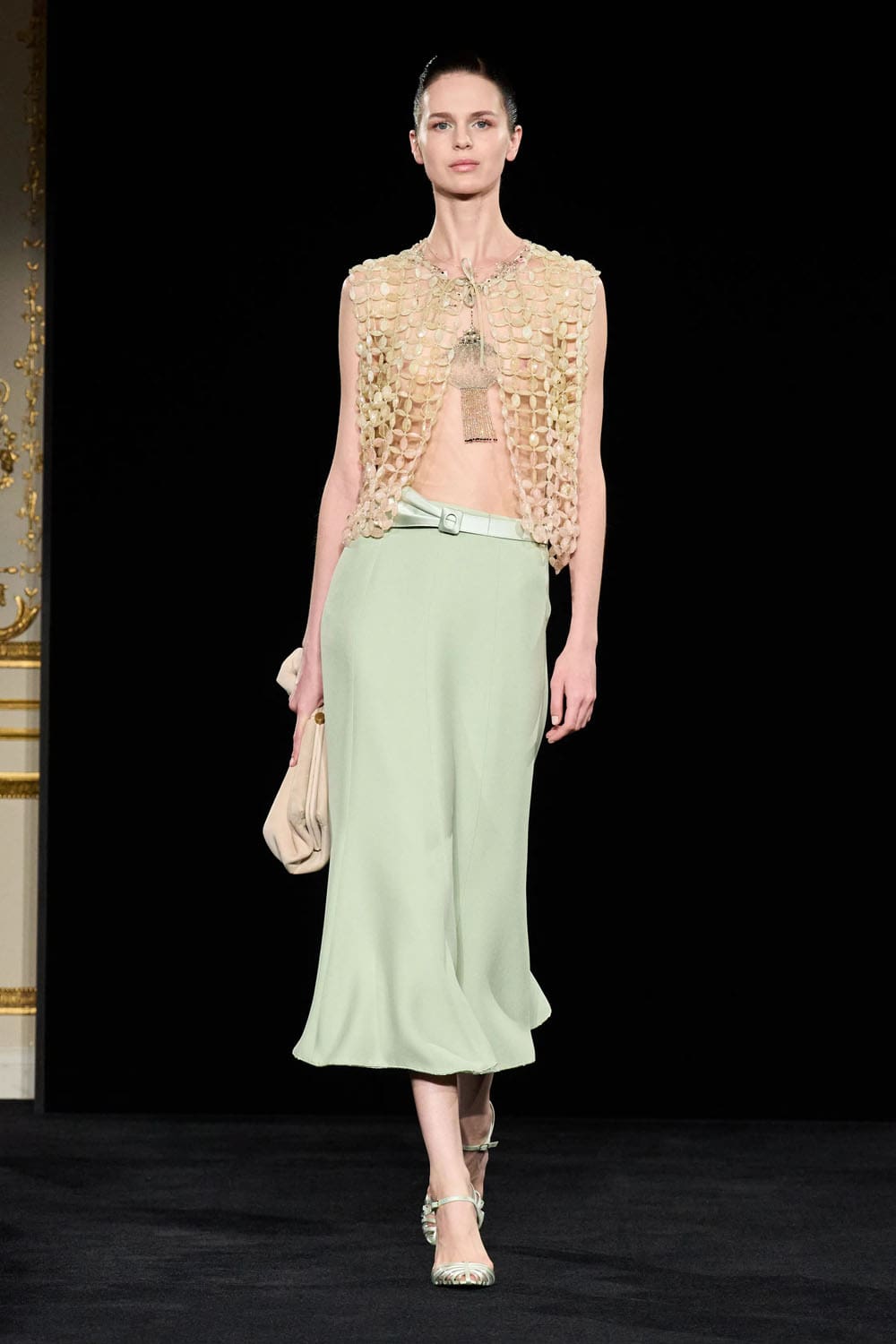 Armani Prive Spring Summer 2026 Haute Couture Runway Magazine (40)