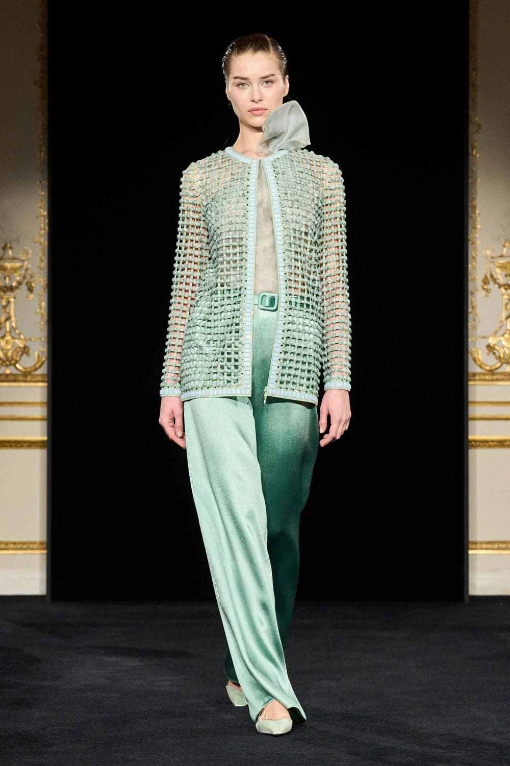 Armani Prive Spring Summer 2026 Haute Couture Runway Magazine (52)