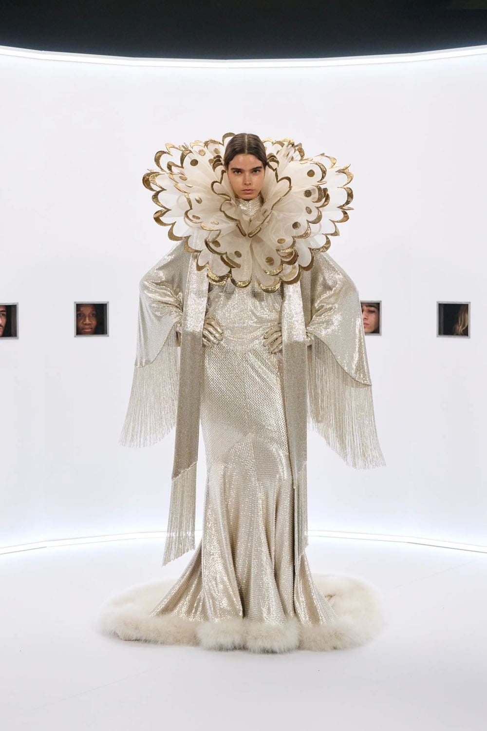 Valentino Spring Summer 2026 Haute Couture Runway Magazine (9)