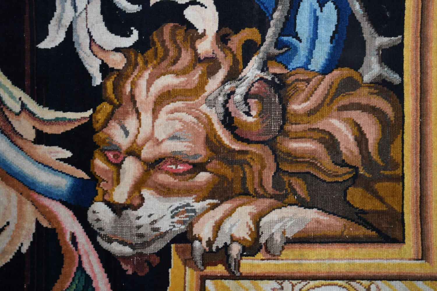 20 Лев, деталь La Vigilance, 68 шагов © Mobilier national Isabelle Bideau 300dpi