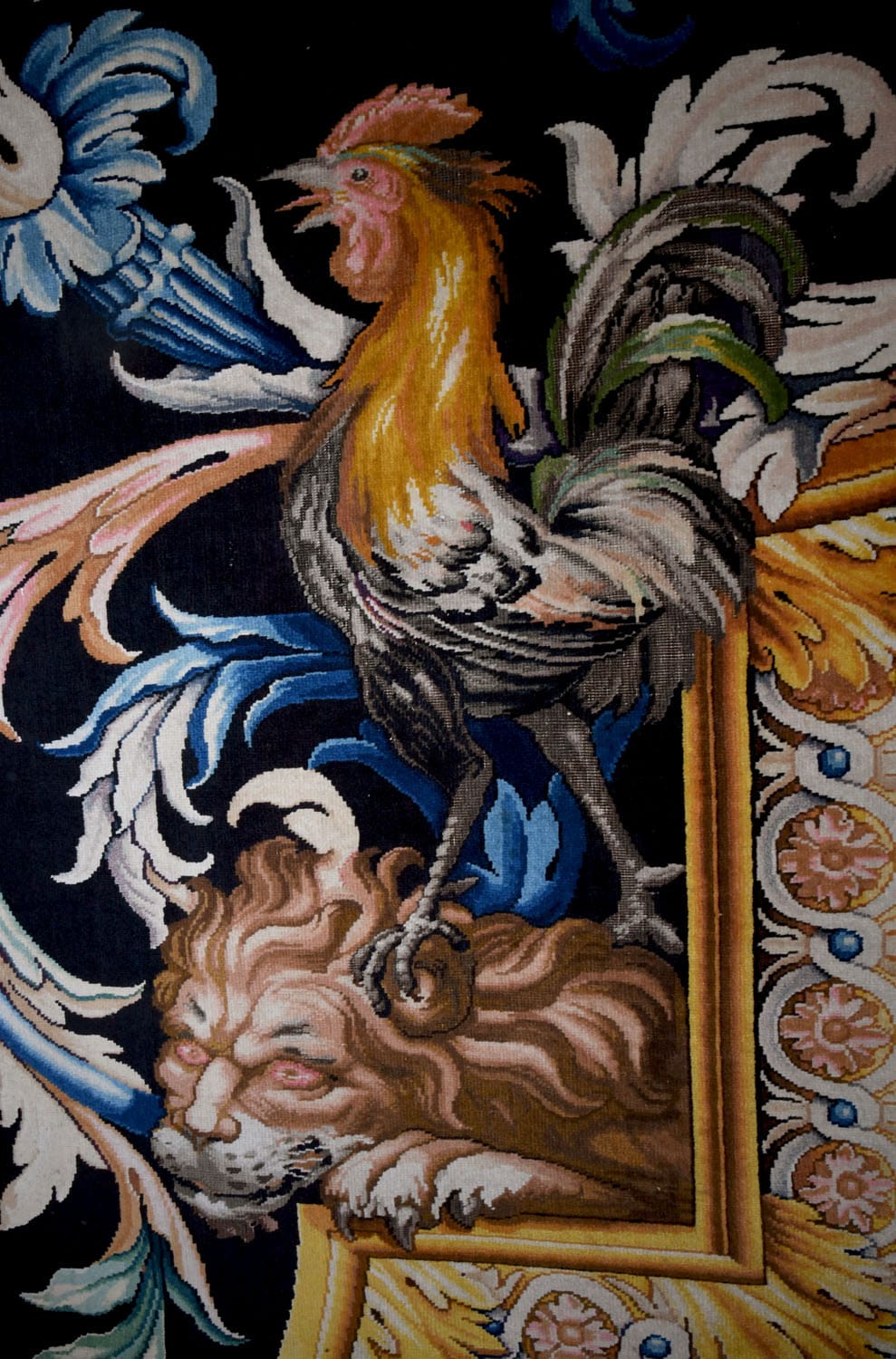 24 «Петуч и лев», деталь «Бдительность», 68 касаний © Mobilier national Isabelle Bideau 300dpi