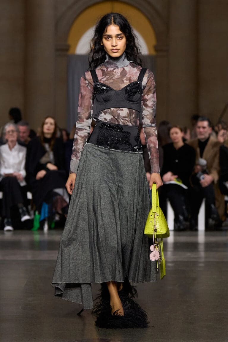 Erdem Fall Winter 2026 2027 RUNWAY MAGAZINE Official Erdem Fall Winter 2026 2027 RUNWAY MAGAZINE Official