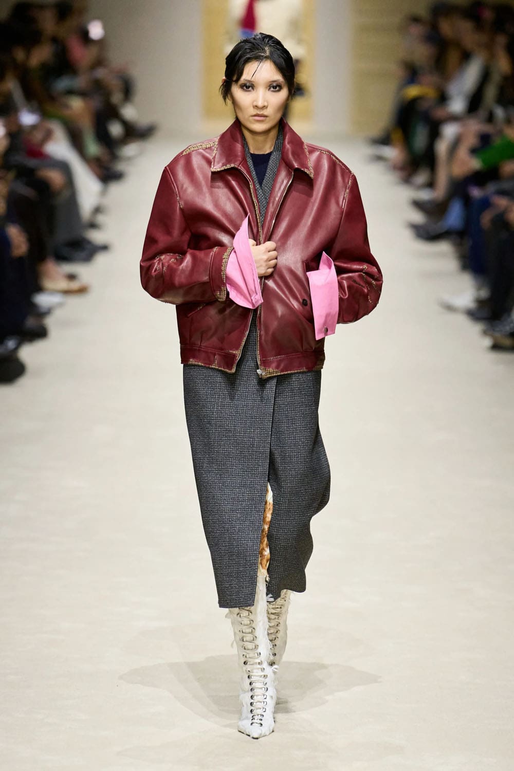 Prada Fall Winter 2026 2027 Runway Magazine (15)