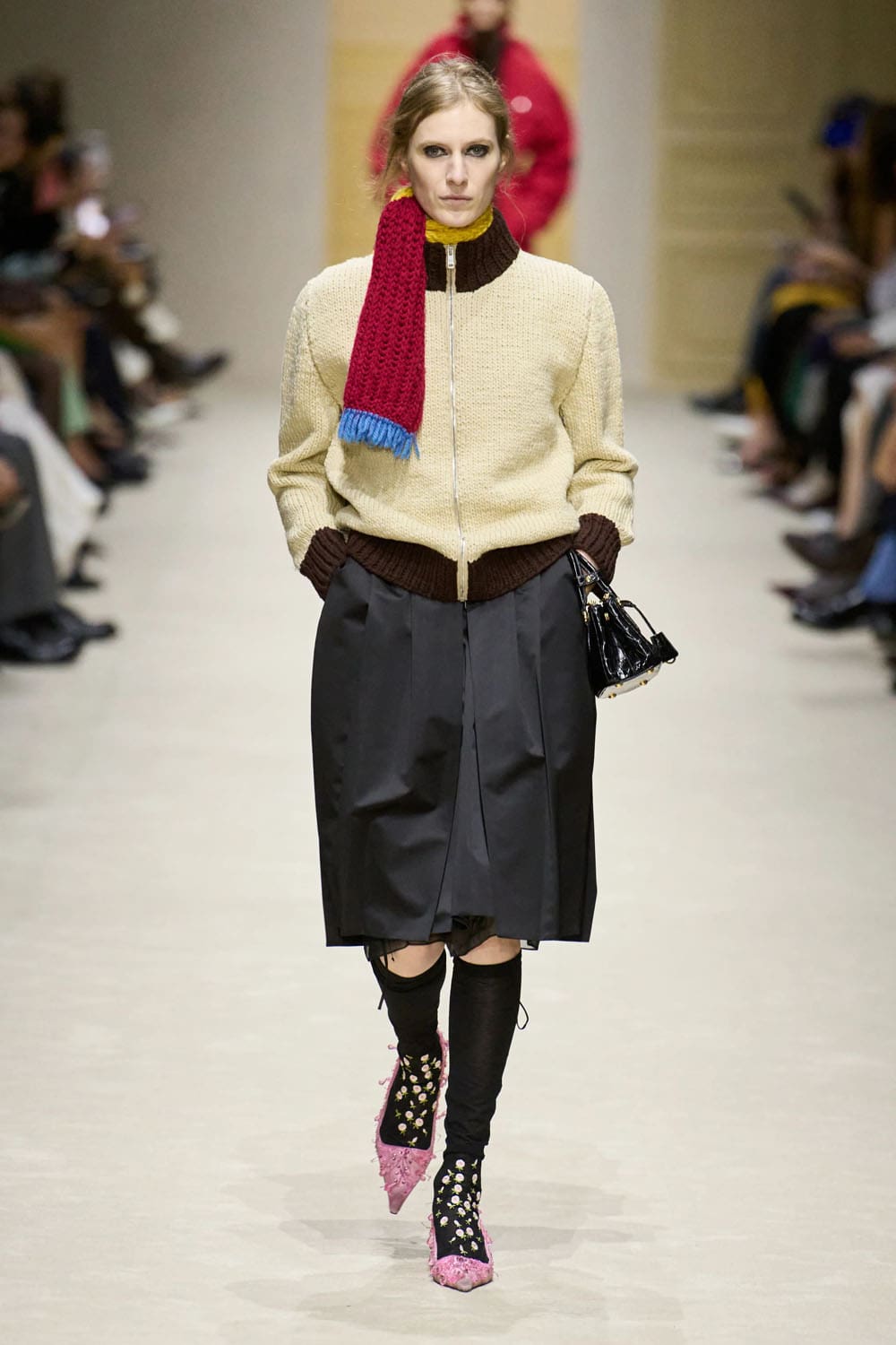 Prada Fall Winter 2026 2027 Runway Magazine (16)