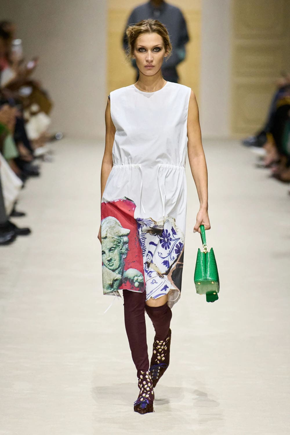 Prada Fall Winter 2026 2027 Runway Magazine (40)