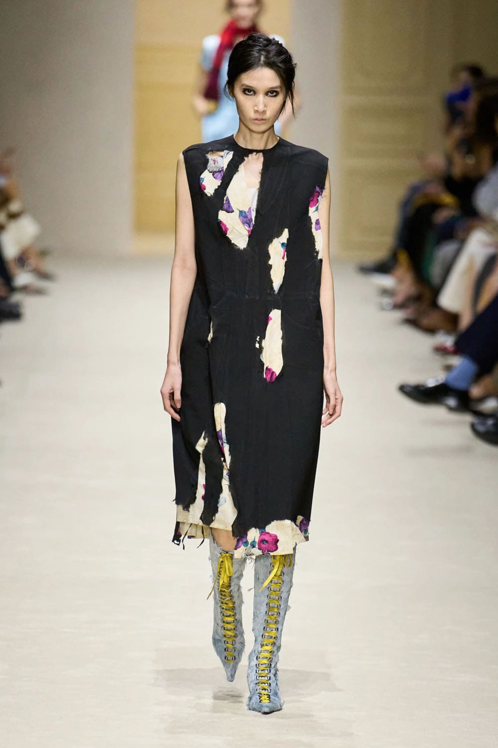 Prada Fall Winter 2026 2027 Runway Magazine (42)