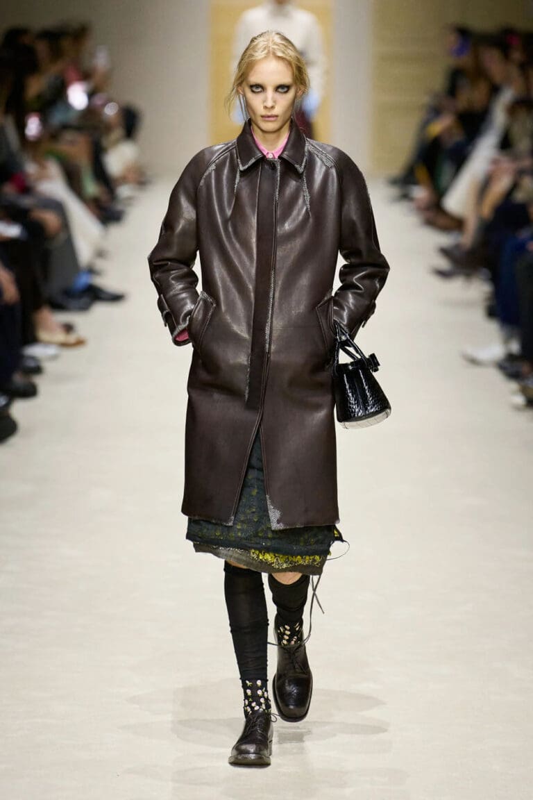 Prada Fall Winter 2026 2027 RUNWAY MAGAZINE Official prada-fall-winter-2026-2027-runway-magazine-official
