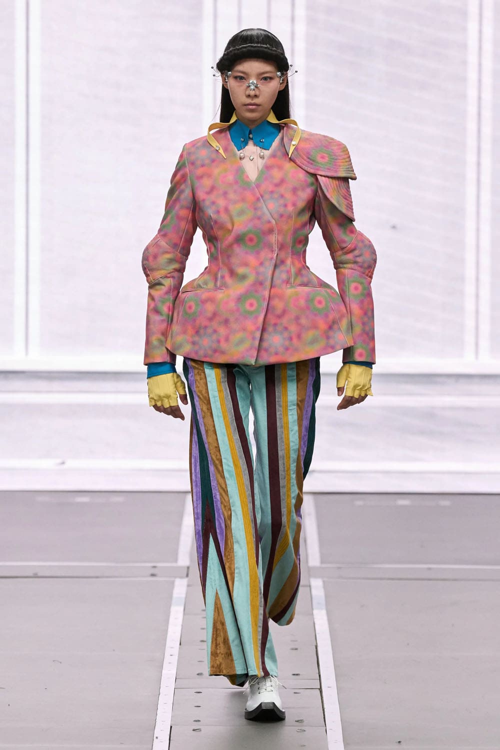 Anrealage Fall Winter 2026 2027 Runway Magazine (8)