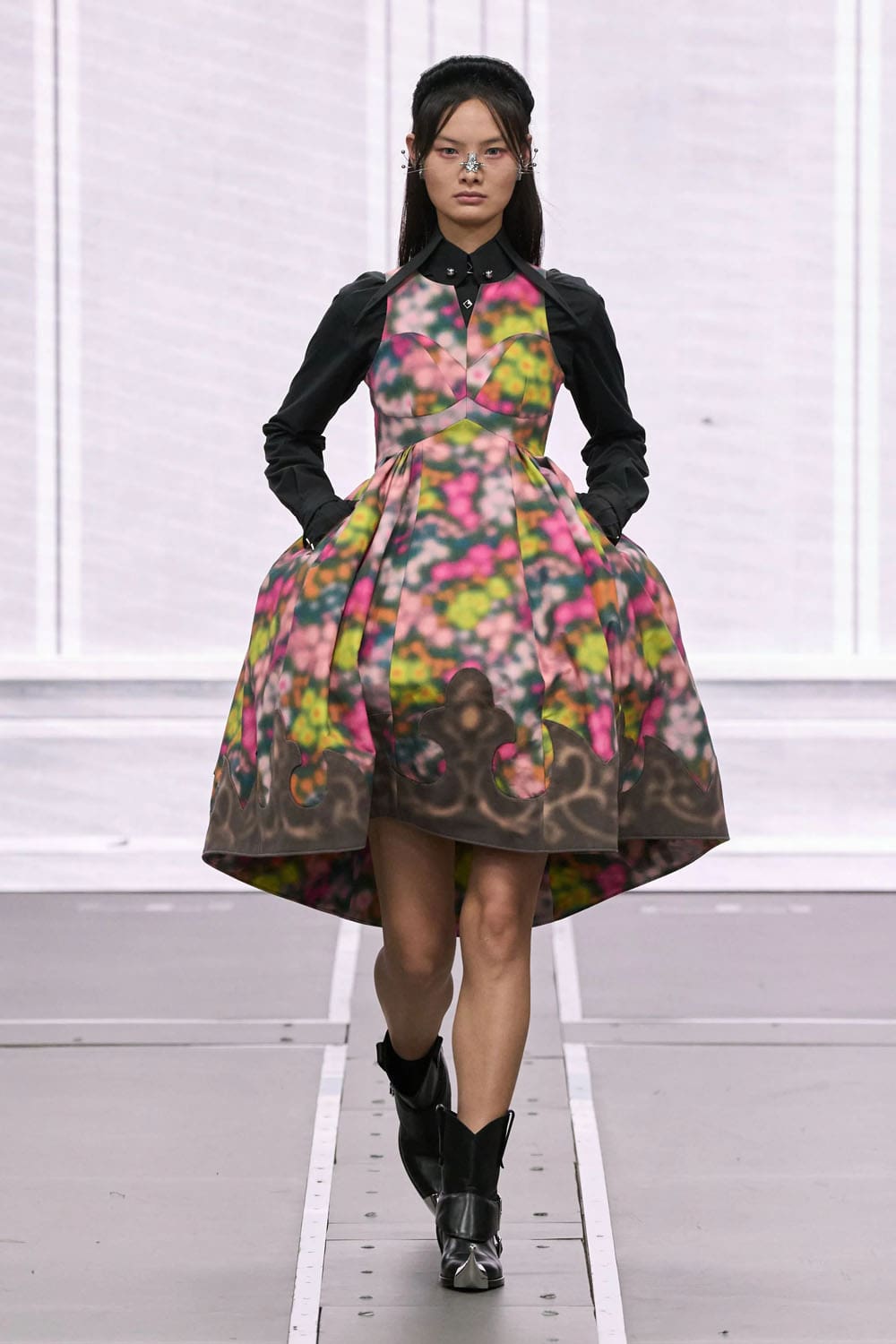 Anrealage Fall Winter 2026 2027 Runway Magazine (9)