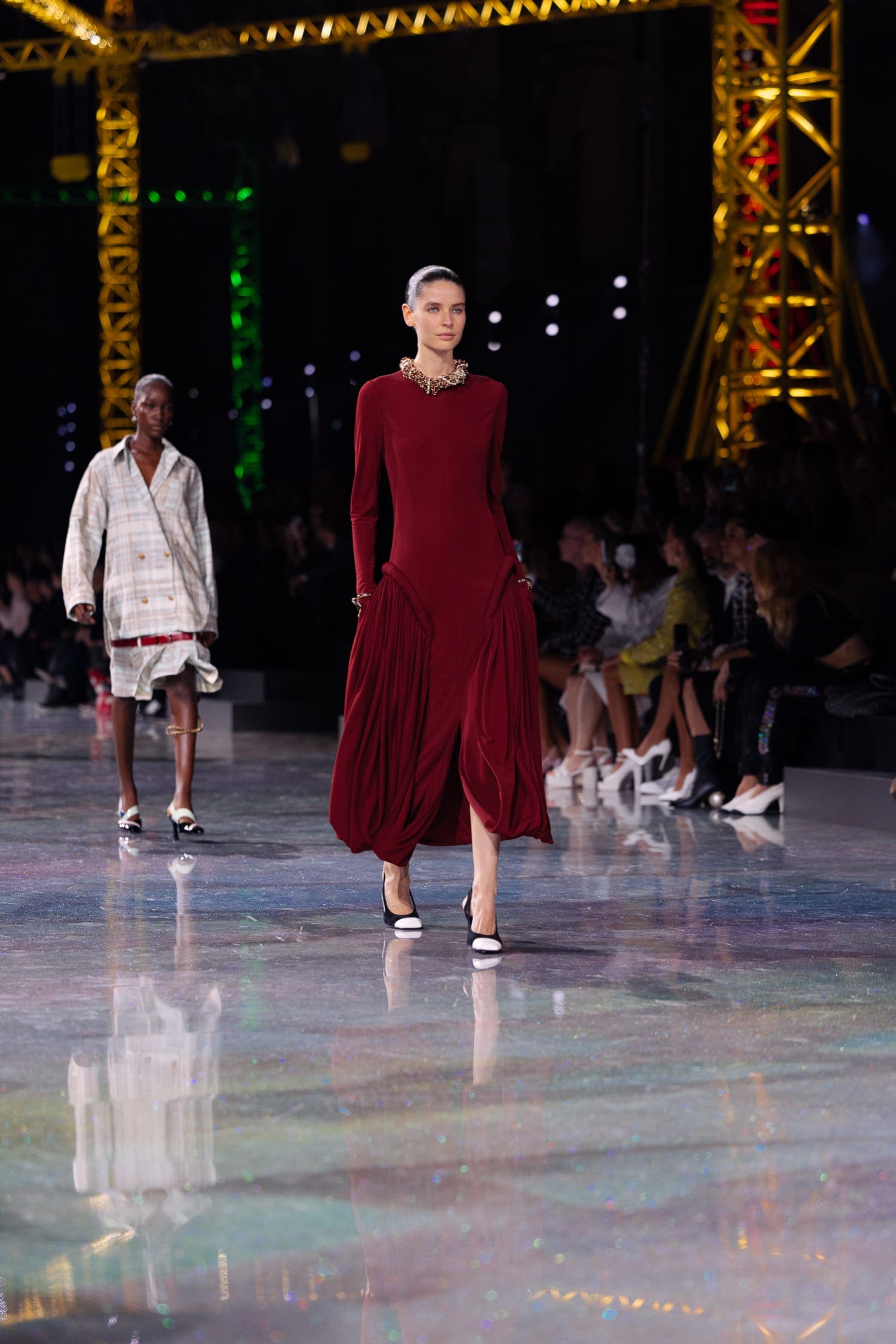 Подробности о коллекции Chanel осень 2026 Runway Журнал (121)