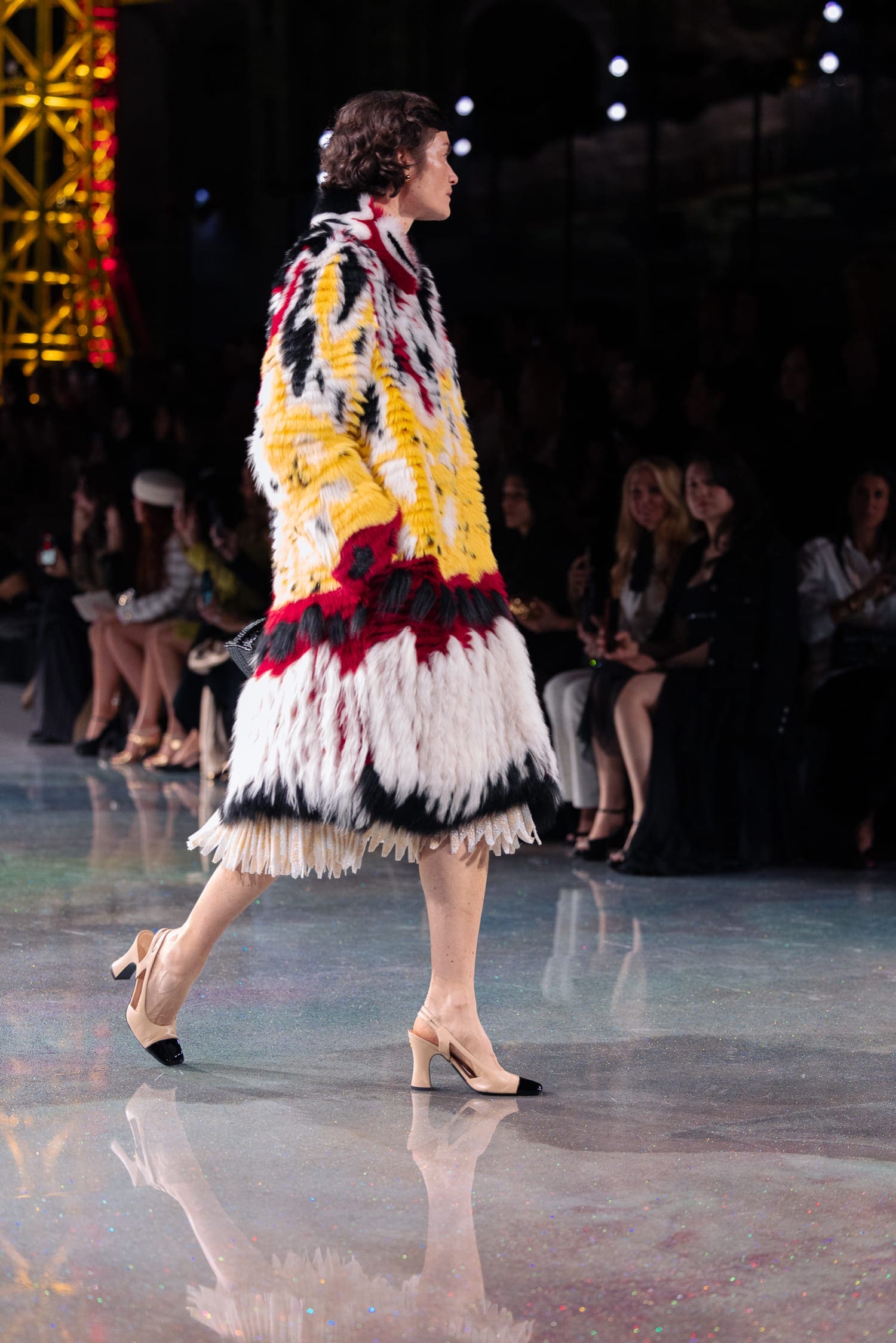 Подробности о коллекции Chanel осень 2026 Runway Журнал (130)