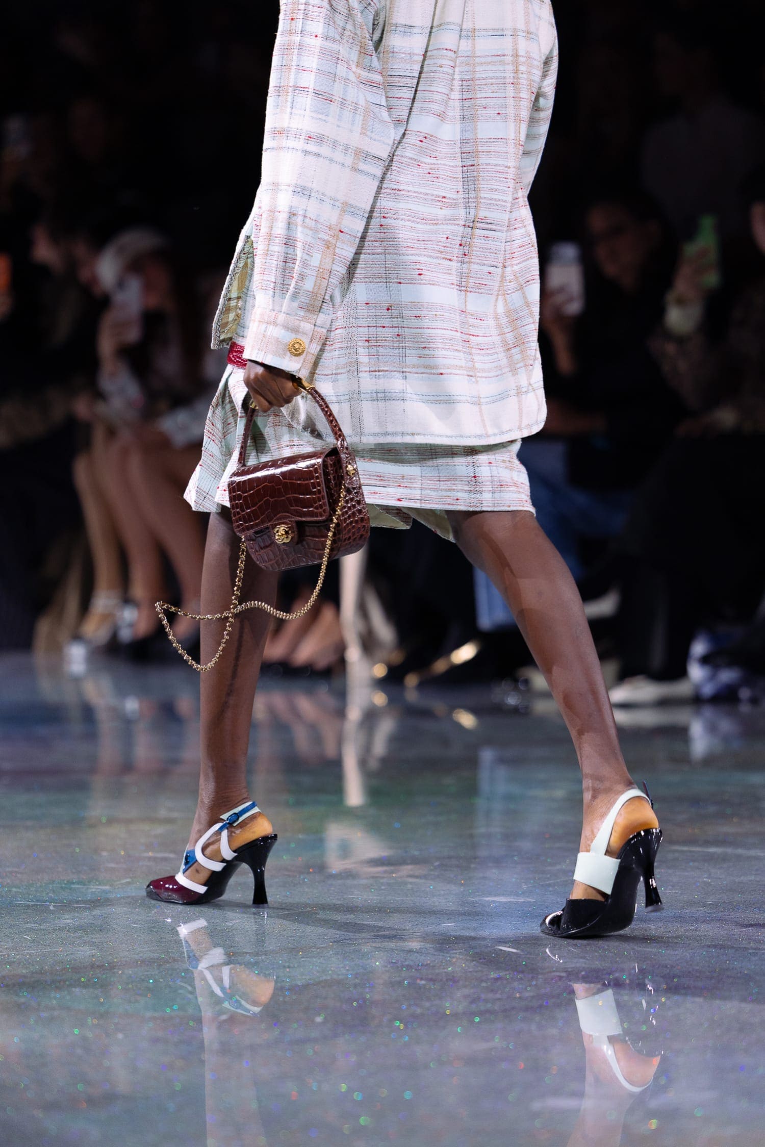 Подробности о коллекции Chanel осень 2026 Runway Журнал (144)