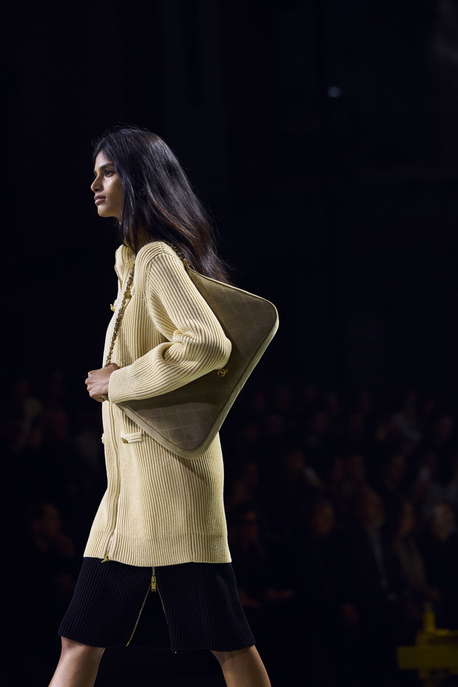 Подробности о коллекции Chanel осень 2026 Runway Журнал (150)