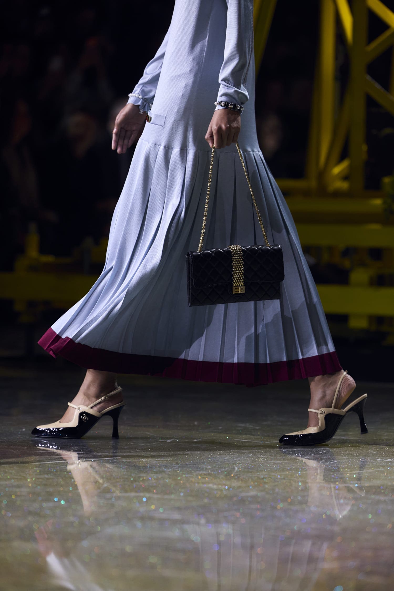 Подробности о коллекции Chanel осень 2026 Runway Журнал (152)