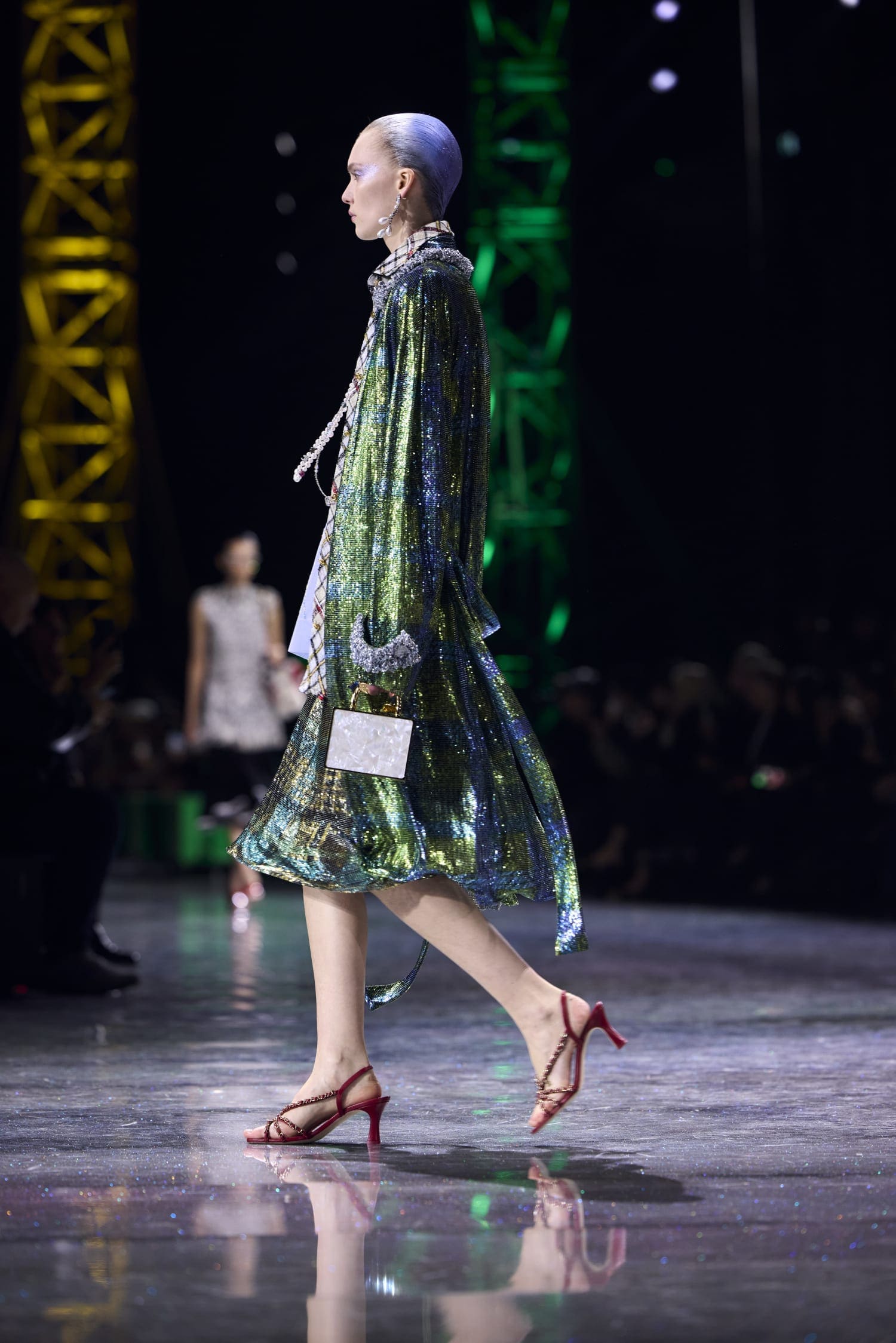 Подробности о коллекции Chanel осень 2026 Runway Журнал (169)