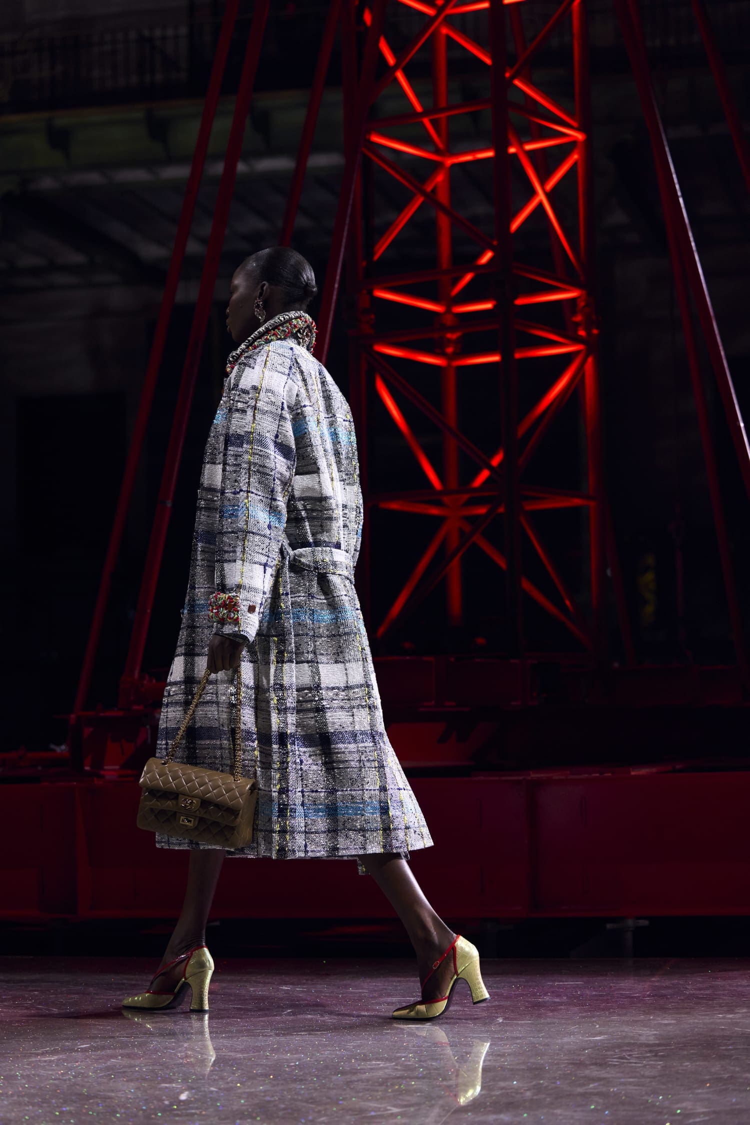 Подробности о коллекции Chanel осень 2026 Runway Журнал (182)