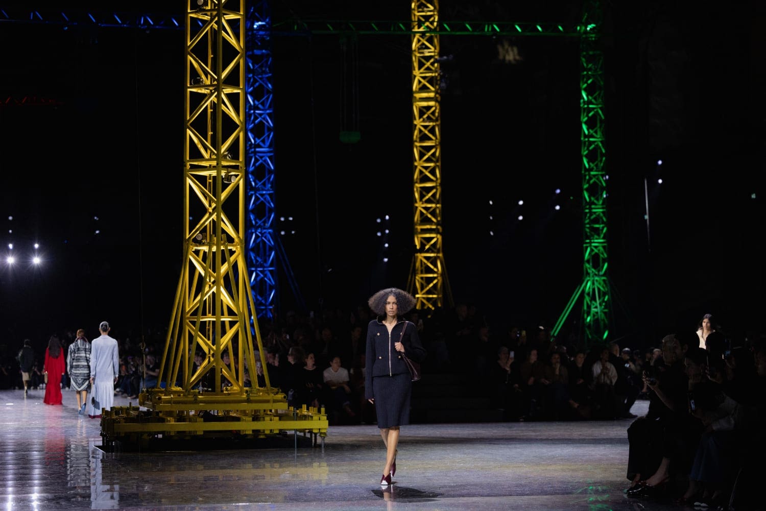 Подробности о коллекции Chanel осень 2026 Runway Журнал (189)