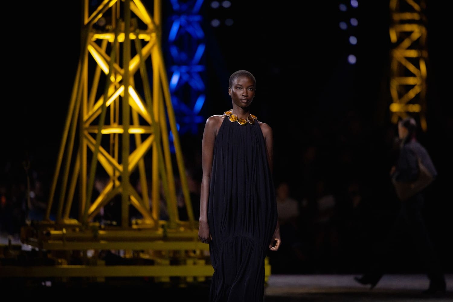 Подробности о коллекции Chanel осень 2026 Runway Журнал (192)