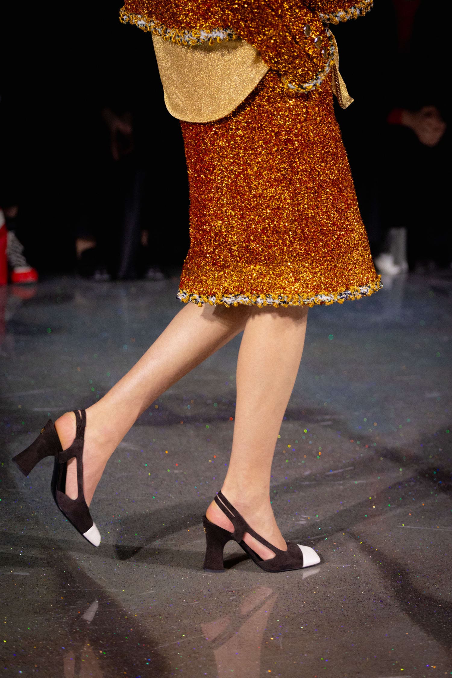 Подробности о коллекции Chanel осень 2026 Runway Журнал (194)