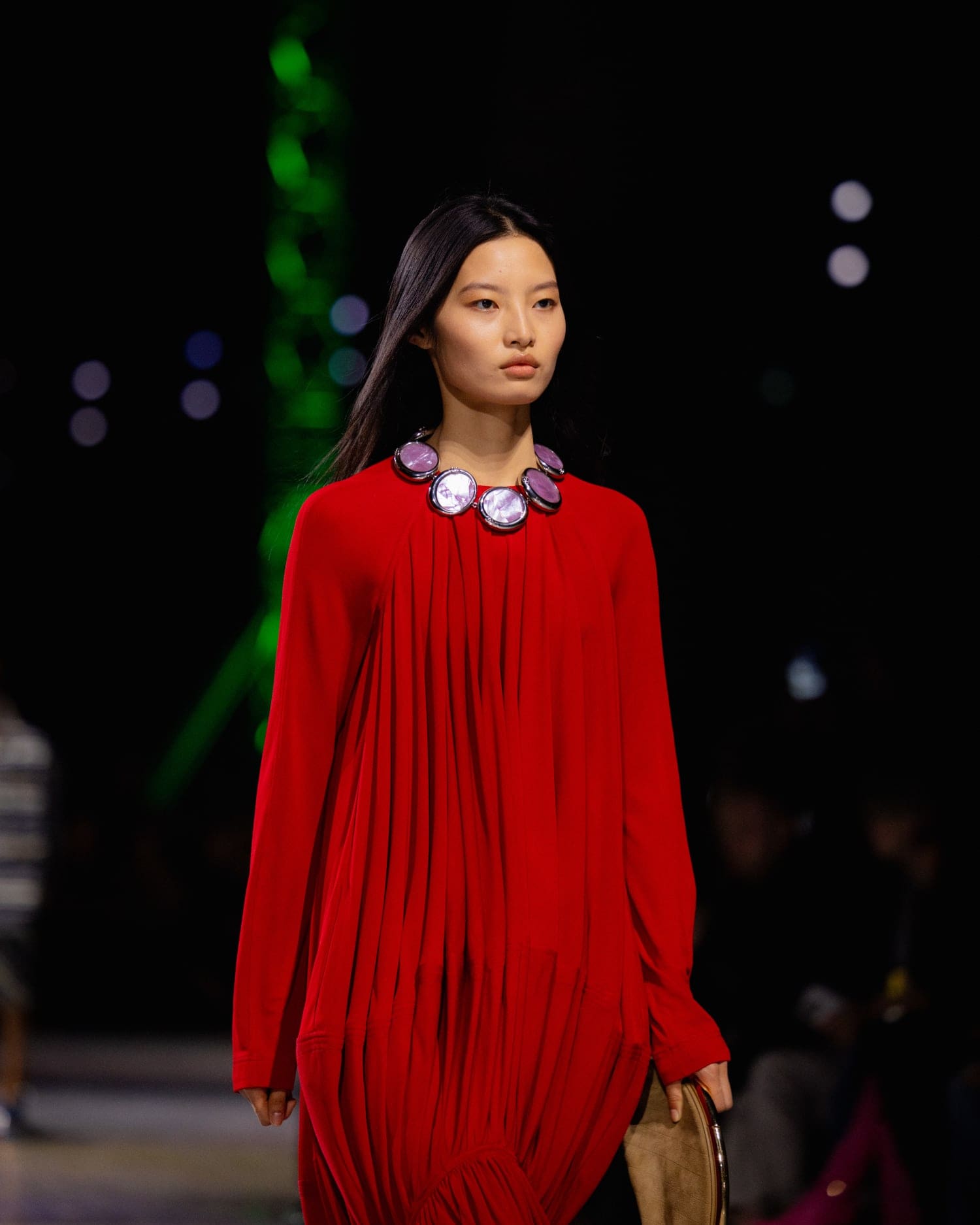 Подробности о коллекции Chanel осень 2026 Runway Журнал (195)