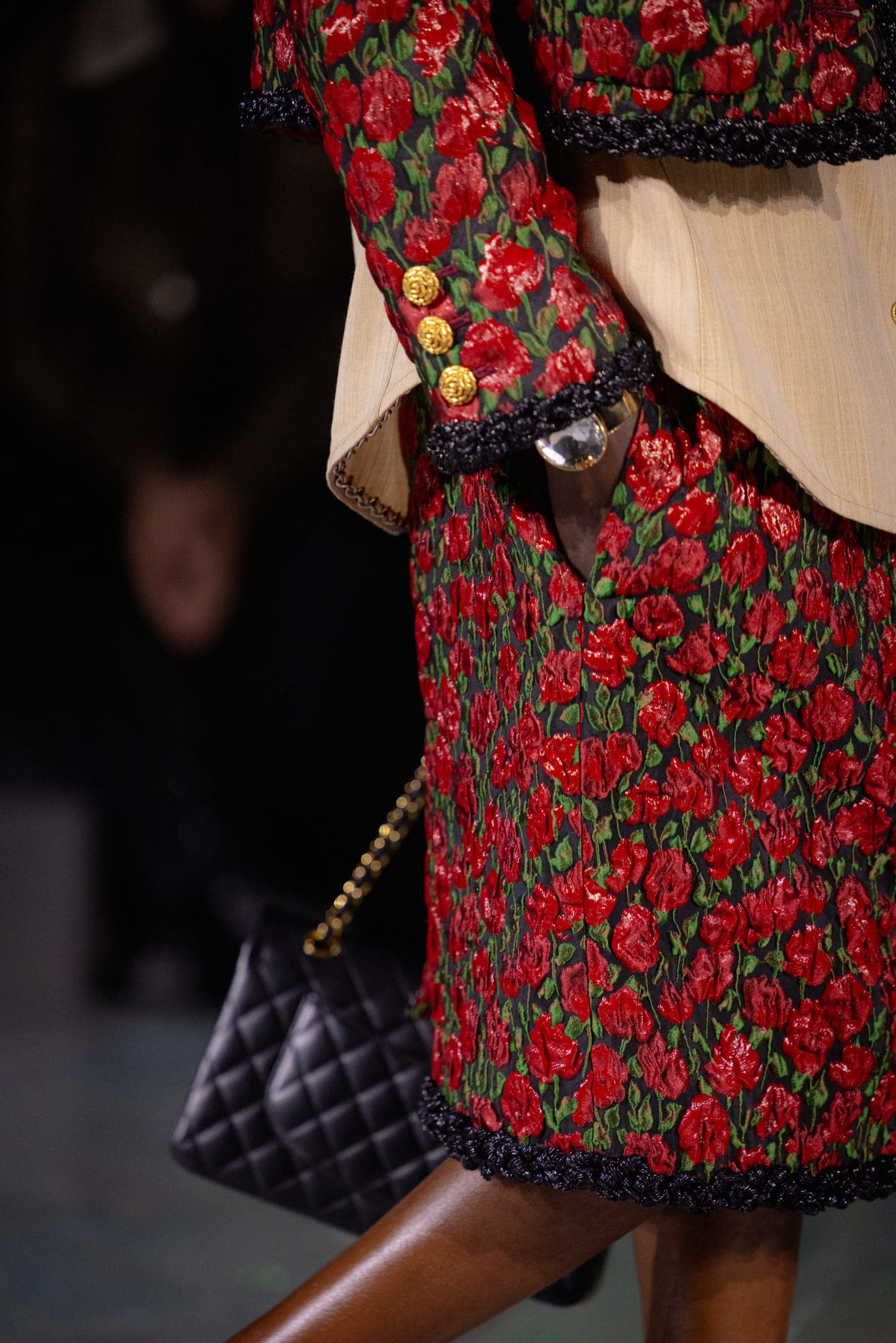 Подробности о коллекции Chanel осень 2026 Runway Журнал (198)