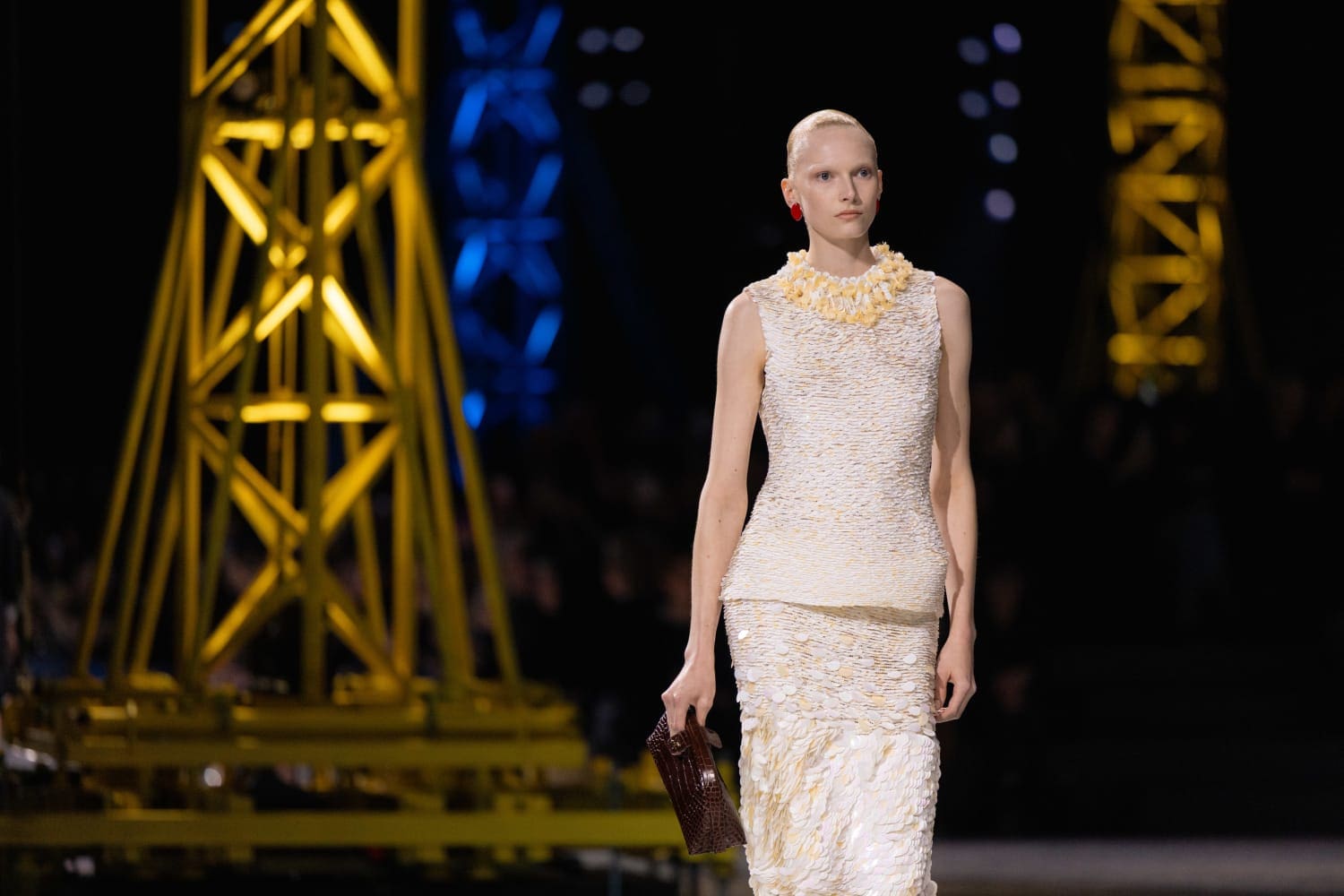 Подробности о коллекции Chanel осень 2026 Runway Журнал (203)