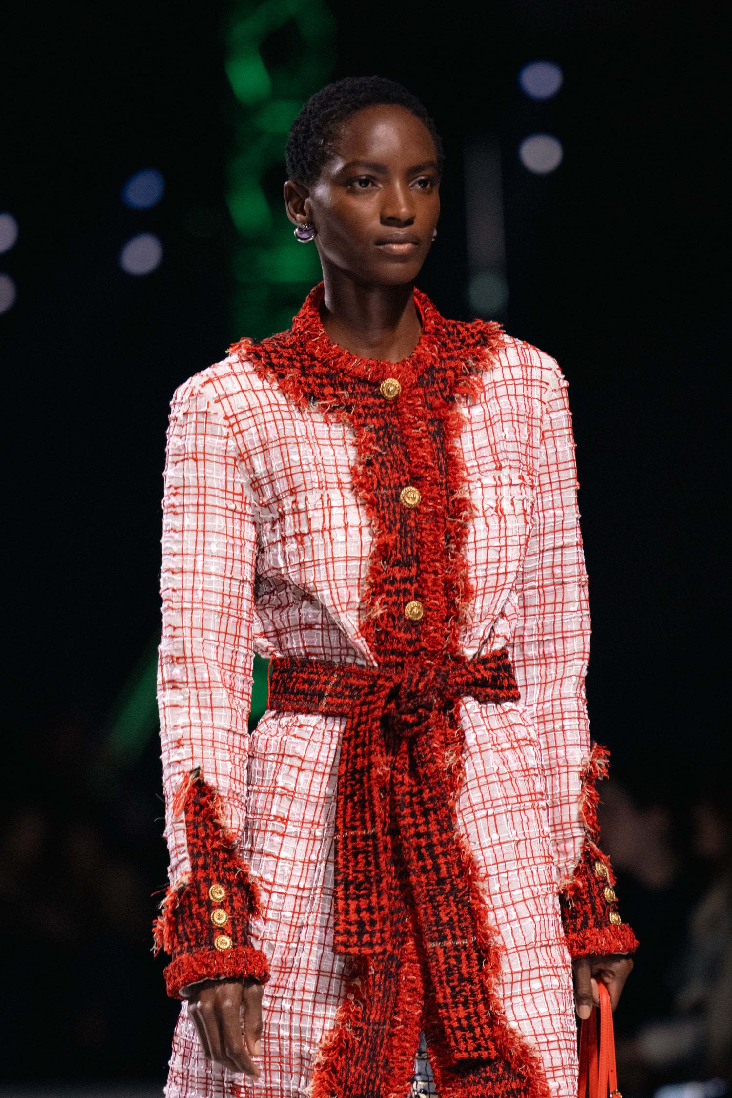 Подробности о коллекции Chanel осень 2026 Runway Журнал (208)