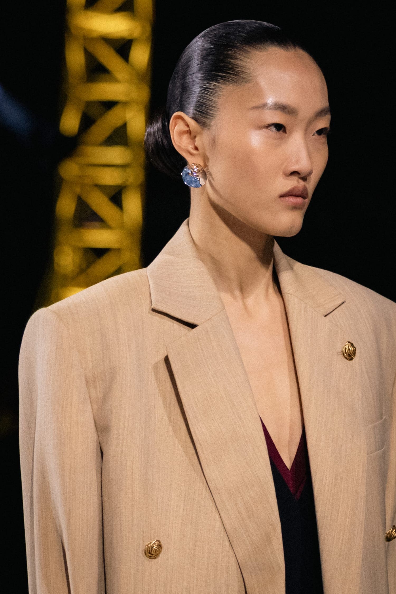 Подробности о коллекции Chanel осень 2026 Runway Журнал (214)