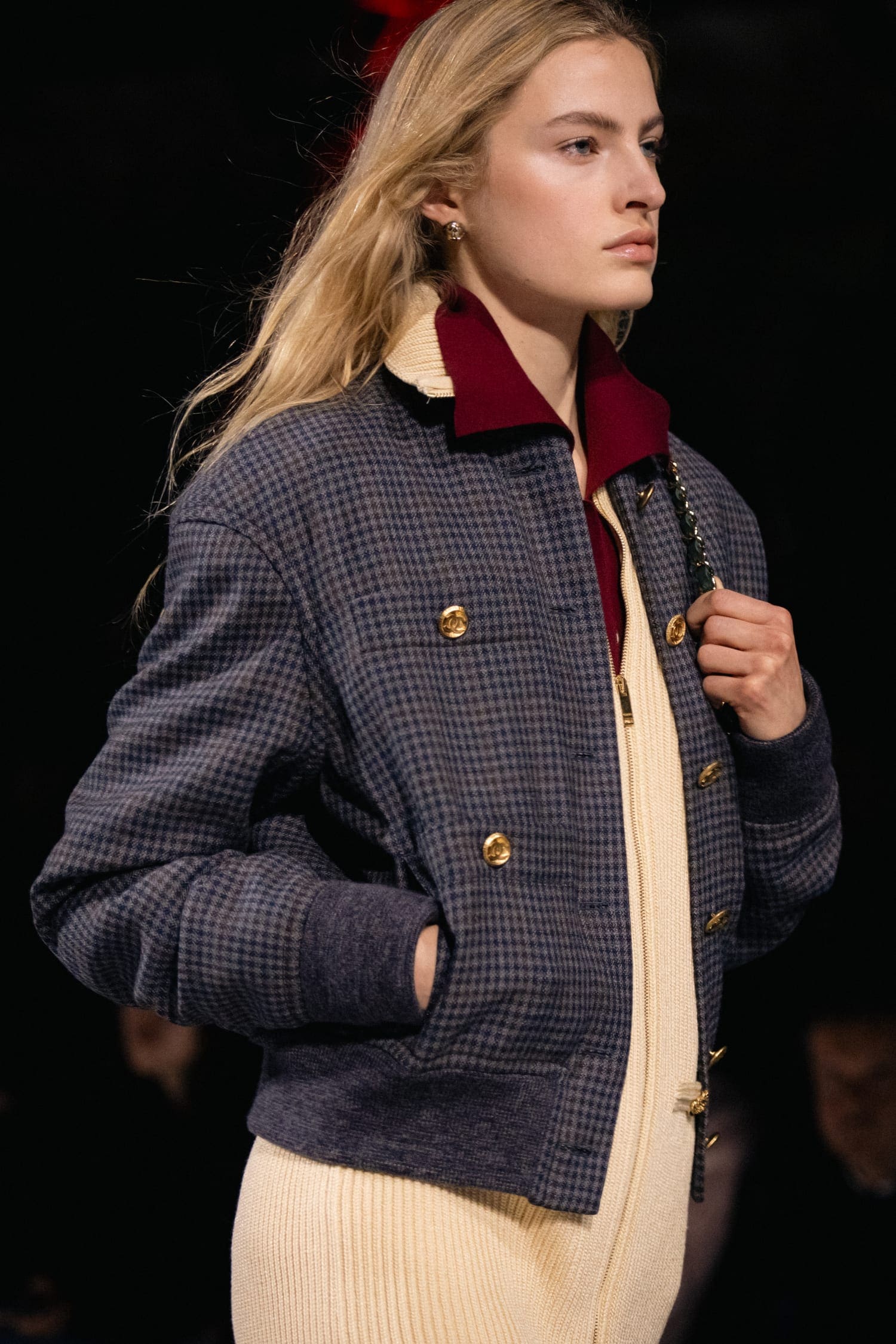 Подробности о коллекции Chanel осень 2026 Runway Журнал (226)