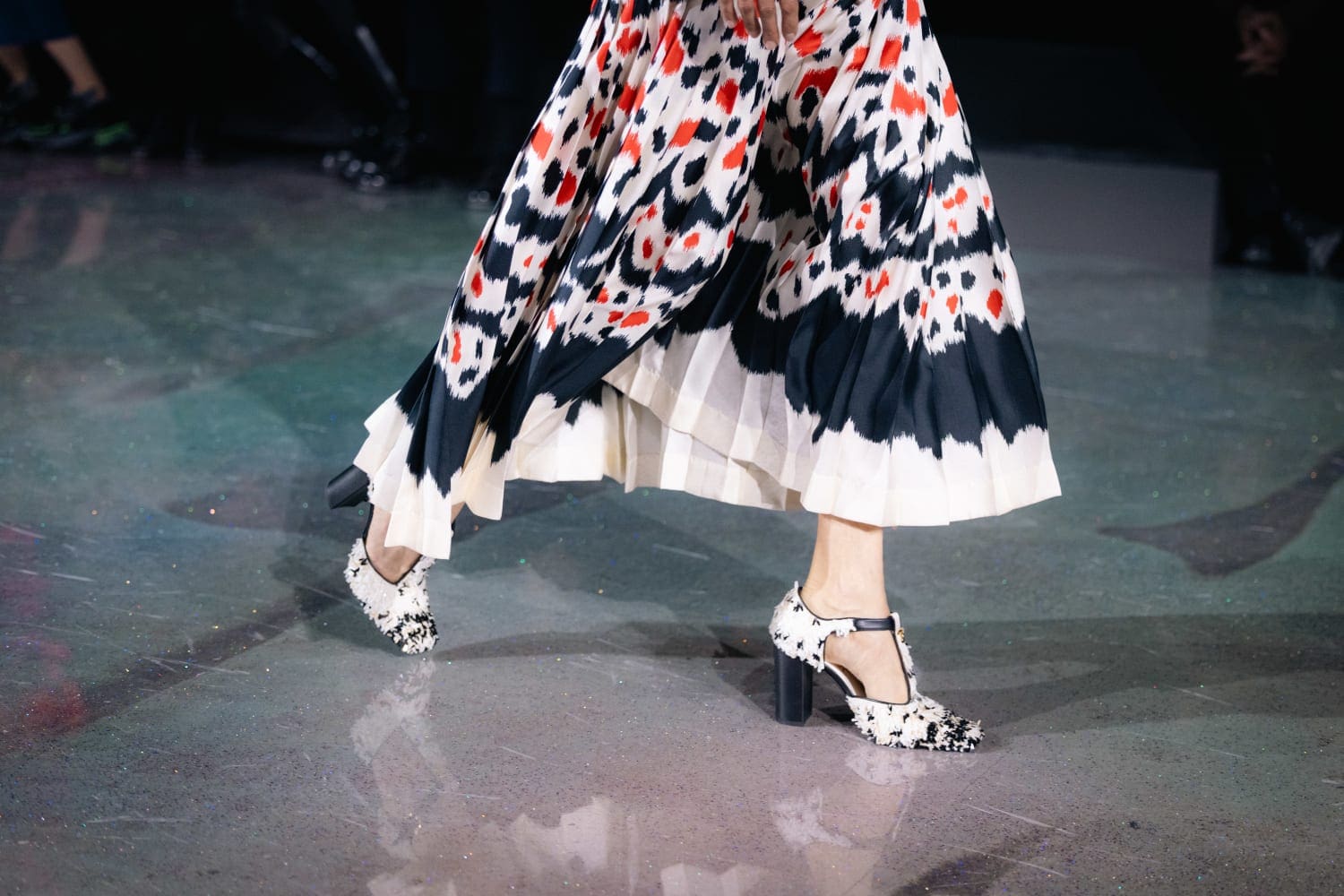 Подробности о коллекции Chanel осень 2026 Runway Журнал (239)