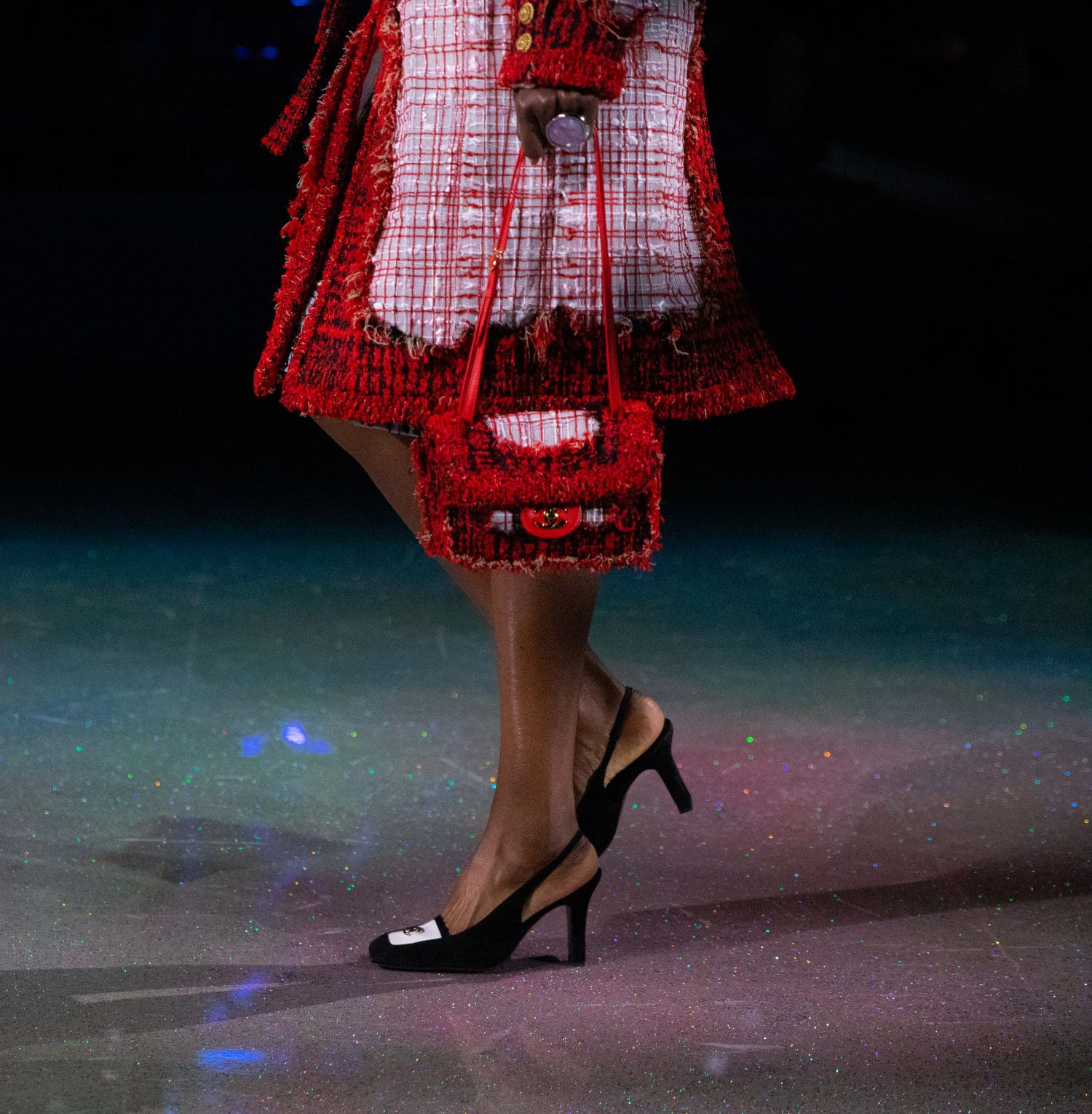 Подробности о коллекции Chanel осень 2026 Runway Журнал (251)