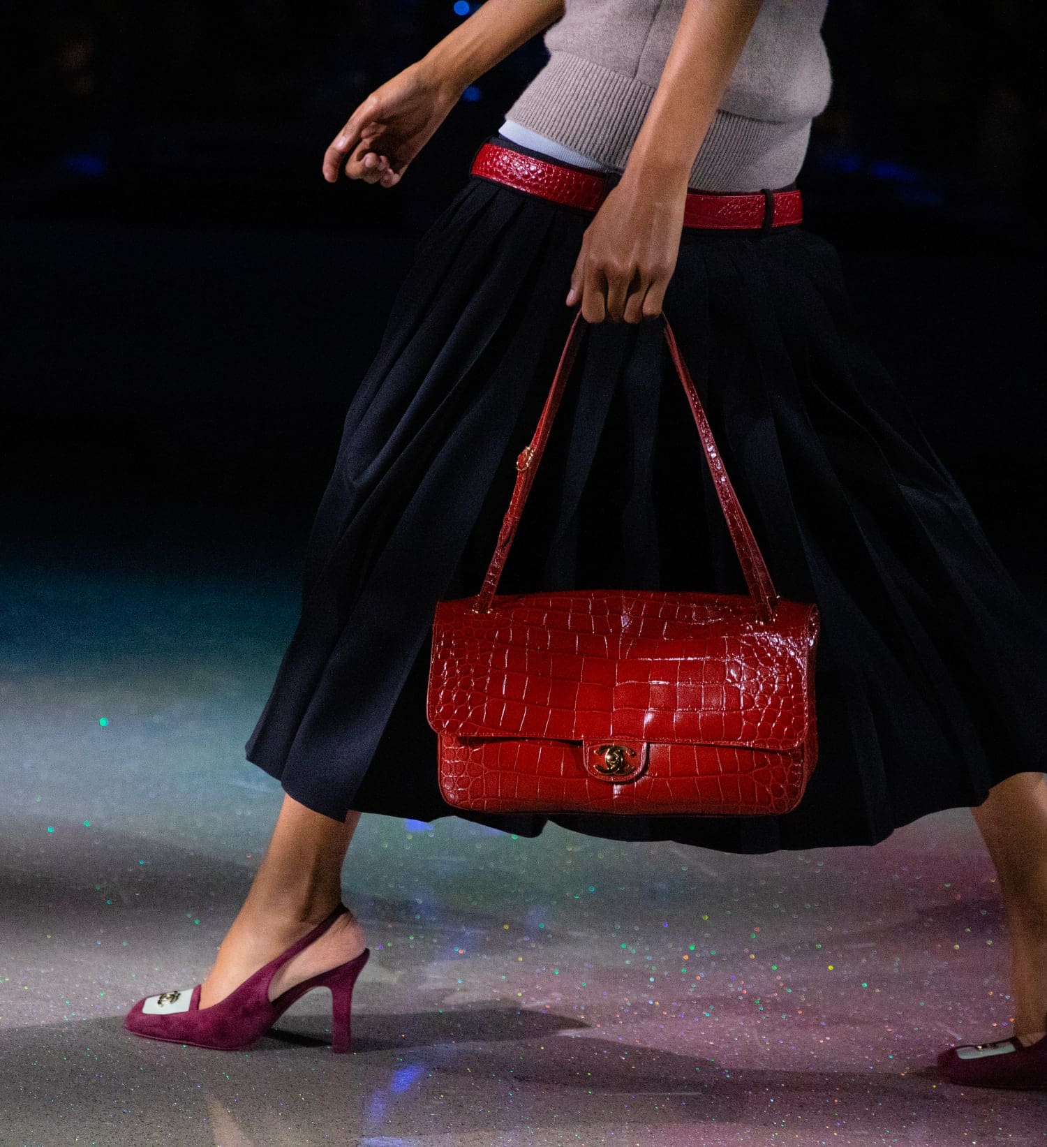 Подробности о коллекции Chanel осень 2026 Runway Журнал (252)