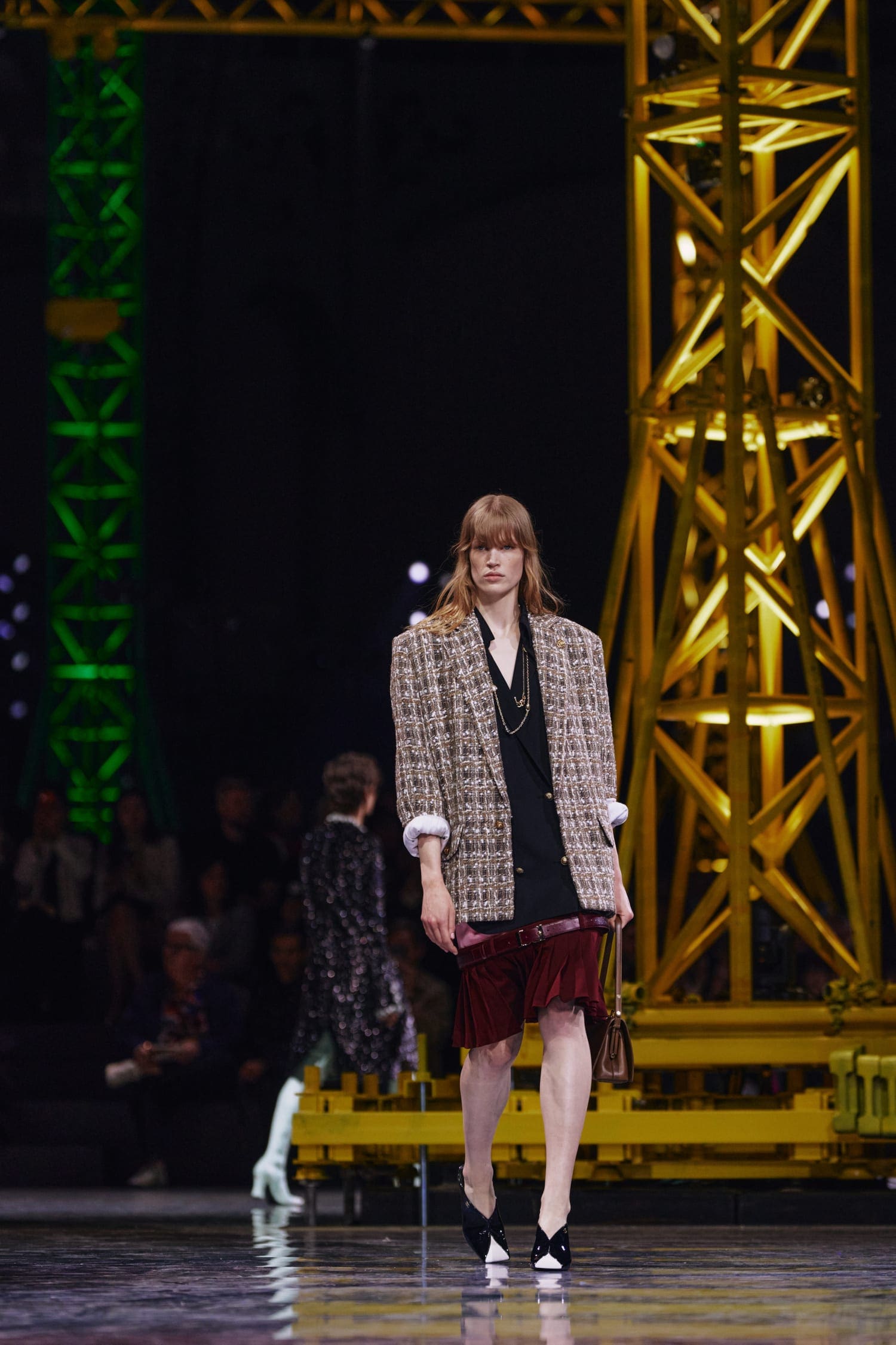 Подробности о коллекции Chanel осень 2026 Runway Журнал (267)