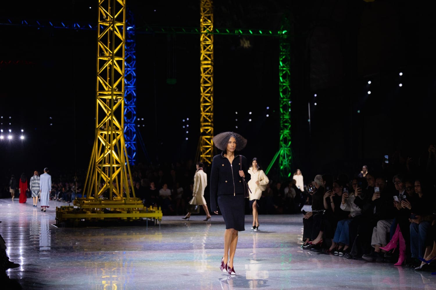 Подробности о коллекции Chanel осень 2026 Runway Журнал (27)